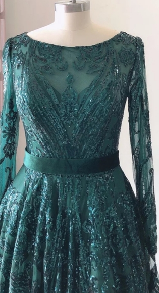 Royal Emerald lace sequin gown - Picture 2 of 7